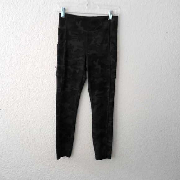 lululemon athletica Pants - Lululemon Align High-Rise Legging Pant Size 6 Black Camo